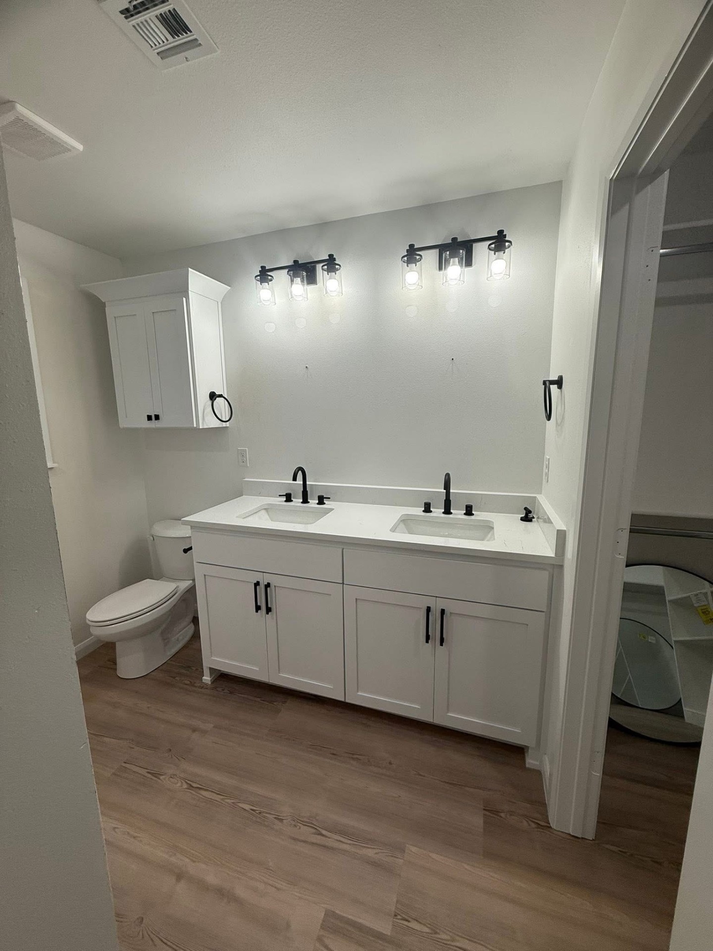 Residential project photo 8