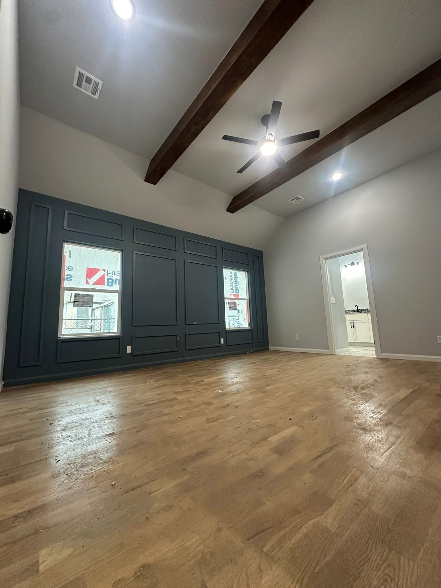Residential project photo 18