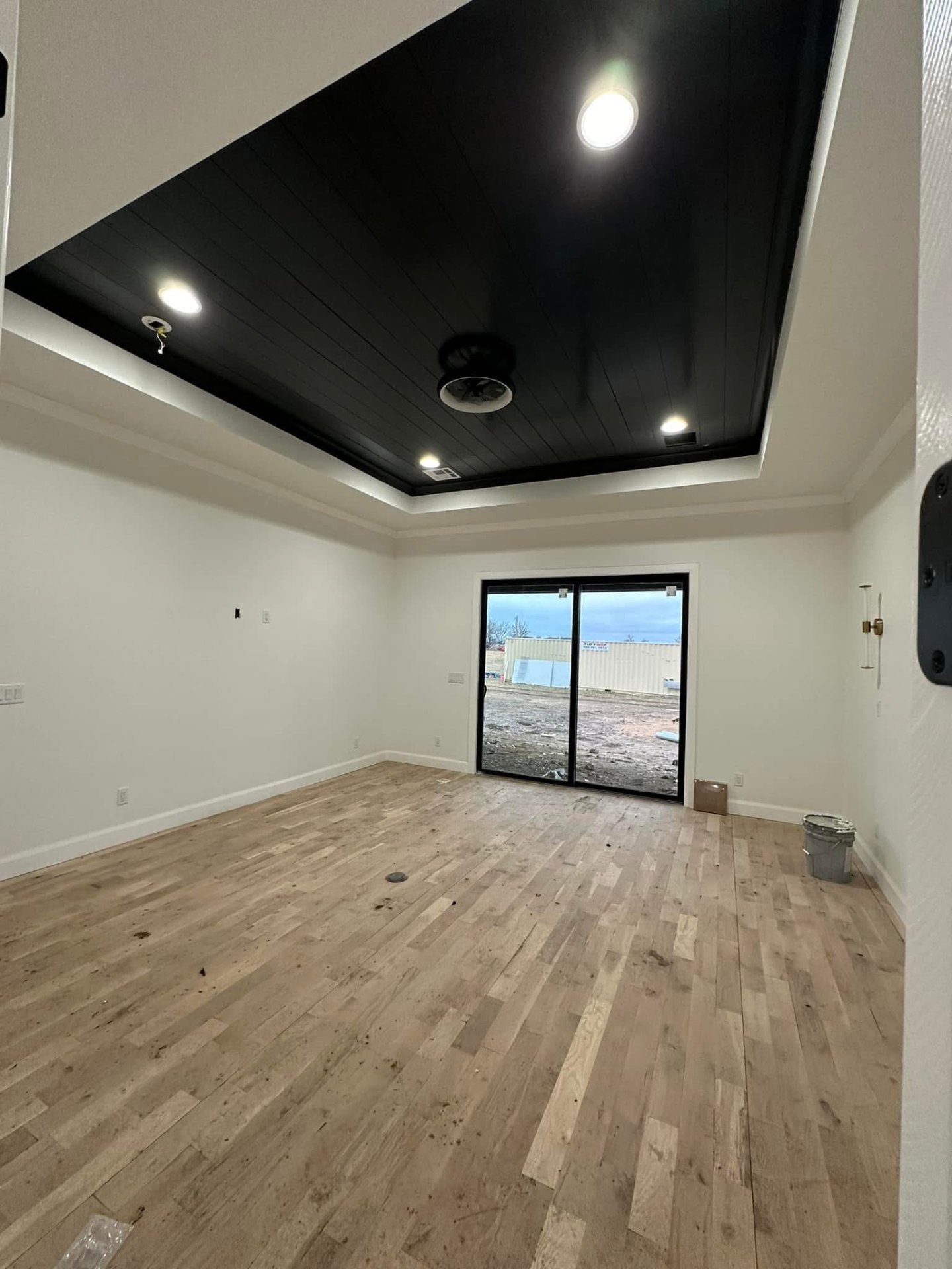 Residential project photo 22