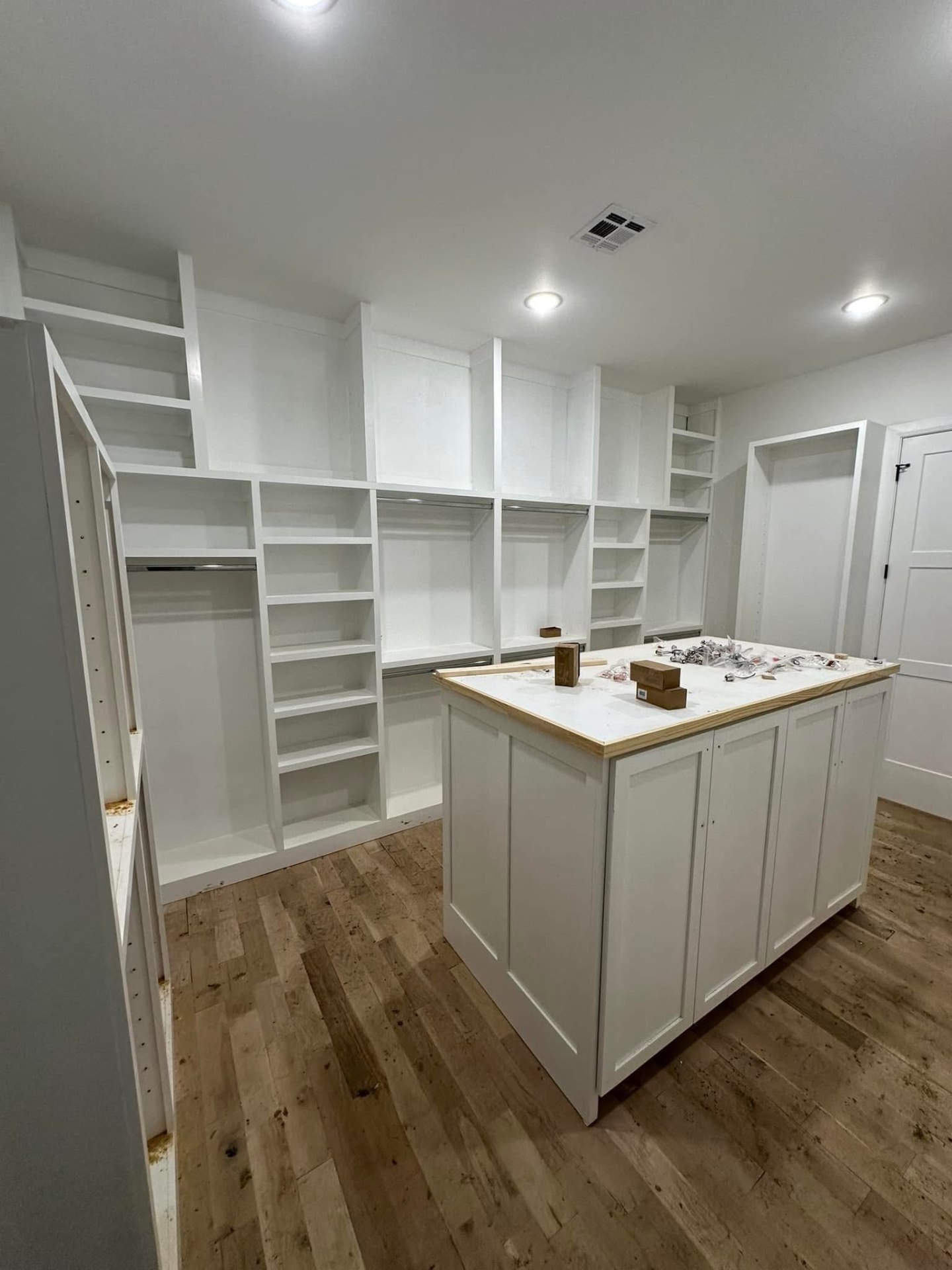 Residential project photo 23