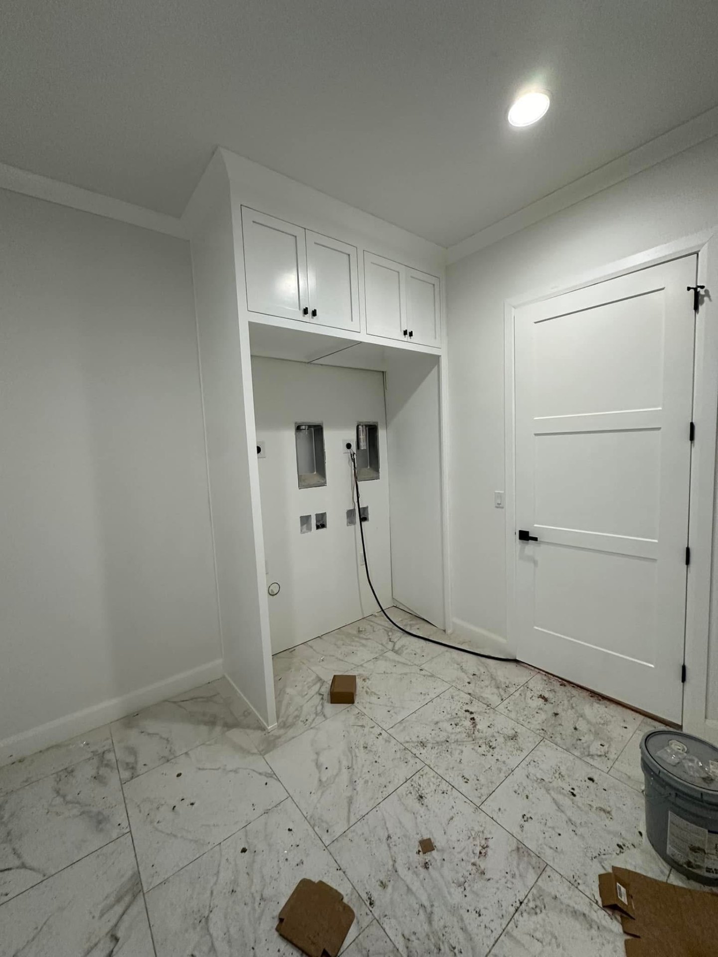 Residential project photo 24