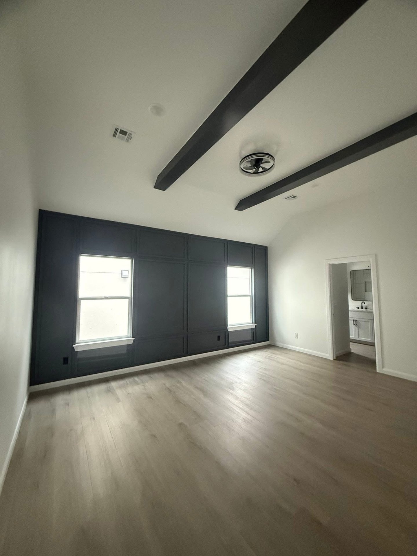 Residential project photo 26