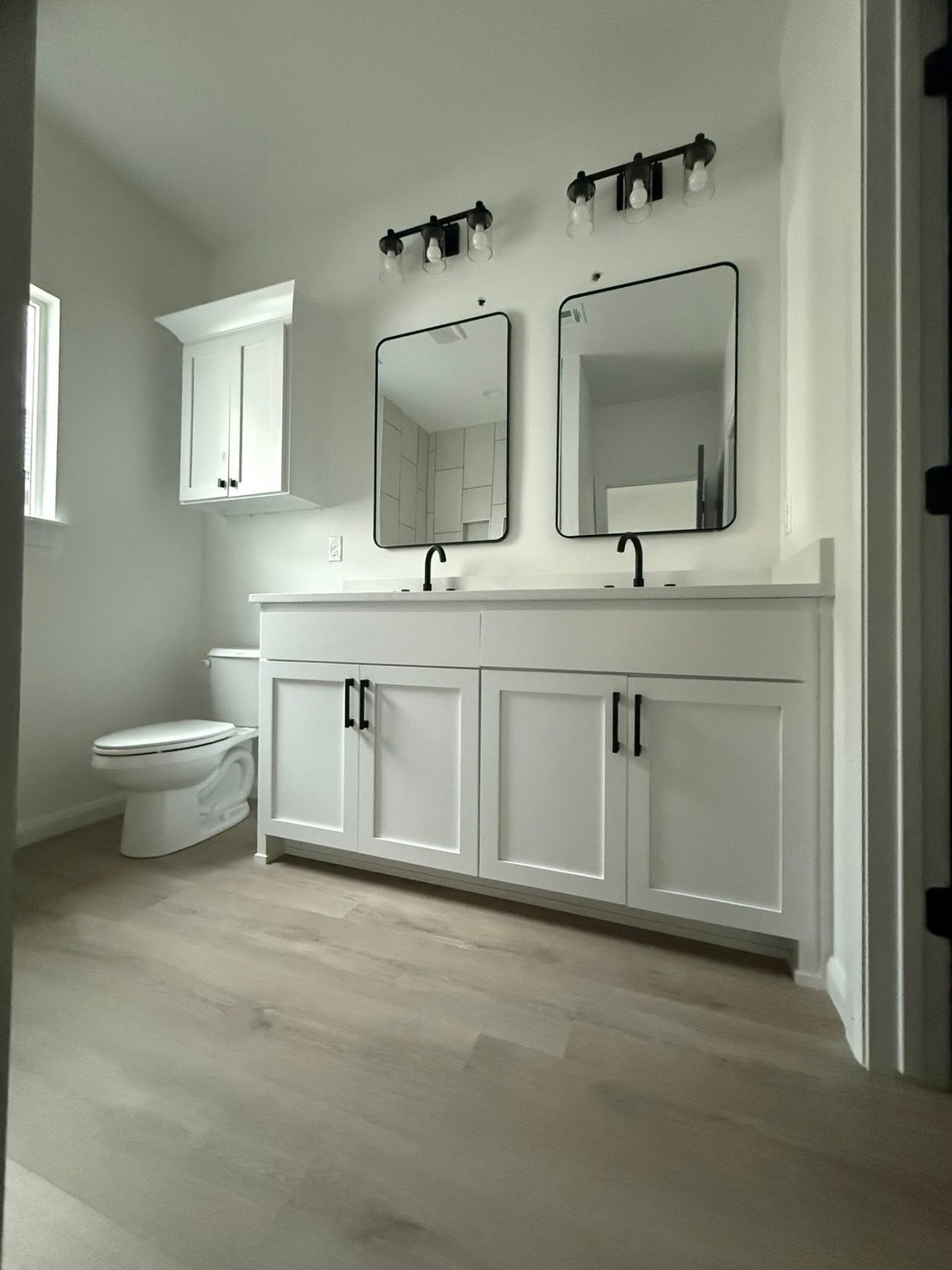 Residential project photo 27
